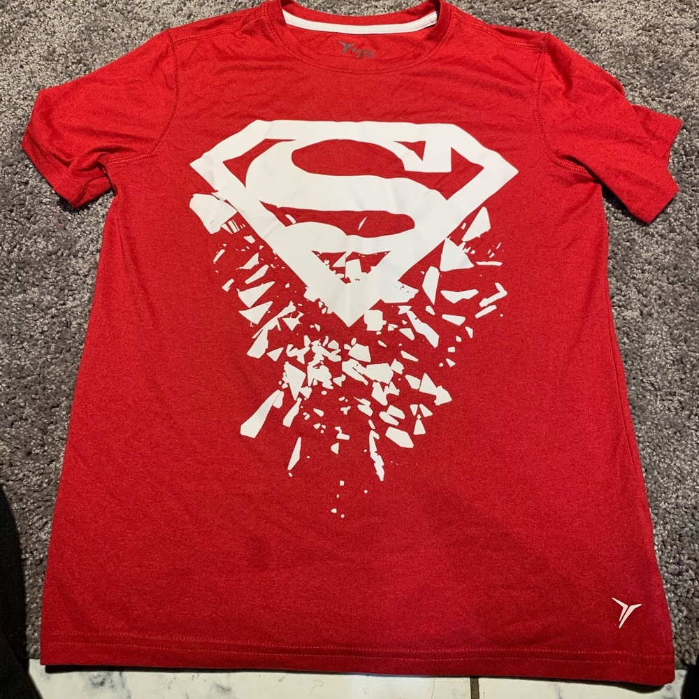 Old navy red shirt